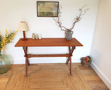 Load image into Gallery viewer, Solid Wood Table