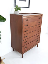 Load image into Gallery viewer, Chest of Drawers