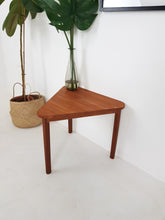 Load image into Gallery viewer, Vintage Side Table / Coffee Table / Plant Stand