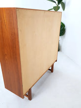 Load image into Gallery viewer, Vintage Display Cabinet / Drinks Cabinet - Turnidge of London