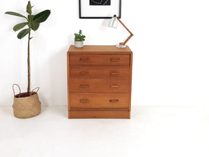 Vintage G Plan Chest of Drawers in Oak