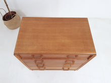 Load image into Gallery viewer, Vintage G Plan Chest of Drawers in Oak