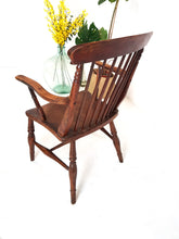 Load image into Gallery viewer, Antique Windsor Style Chair