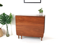 Load image into Gallery viewer, Vintage Dining Table / Gateleg Table / Folding Table