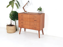 Load image into Gallery viewer, Chest of Drawers