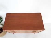Load image into Gallery viewer, Chest of Drawers