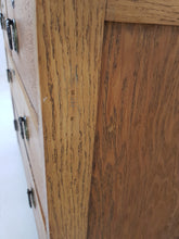 Load image into Gallery viewer, Oak Chest of Drawers