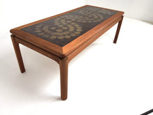 Load image into Gallery viewer, Coffee Table