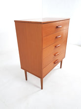 Load image into Gallery viewer, Austin Suite Chest of Drawers