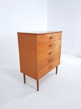 Load image into Gallery viewer, Austin Suite Chest of Drawers