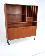 Load image into Gallery viewer, Sideboard