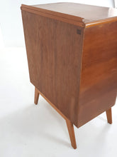 Load image into Gallery viewer, Oak Chest of Drawers
