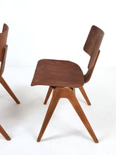 Load image into Gallery viewer, Robin Day Chairs