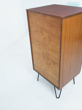 Load image into Gallery viewer, Chest of Drawers