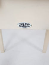 Load image into Gallery viewer, Formica Dining Table