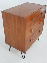 Load image into Gallery viewer, Oak Chest of Drawers