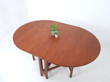 Load image into Gallery viewer, G Plan Dining Table