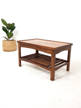 Load image into Gallery viewer, Coffee Table