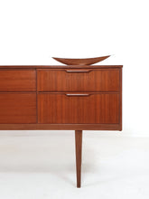 Load image into Gallery viewer, Austin Suite Sideboard