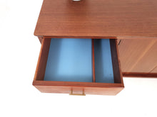 Load image into Gallery viewer, Sideboard / TV Stand