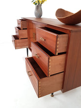 Load image into Gallery viewer, Sideboard / TV Stand
