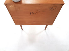 Load image into Gallery viewer, Chest of Drawers / Bedside Table