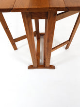 Load image into Gallery viewer, Oak Drop Leaf Dining Table