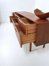 Load image into Gallery viewer, Austin Suite Sideboard