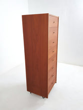 Load image into Gallery viewer, Chest of Drawers