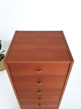Load image into Gallery viewer, Chest of Drawers