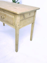 Load image into Gallery viewer, Pine Console Table