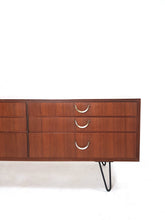 Load image into Gallery viewer, Meredew Sideboard