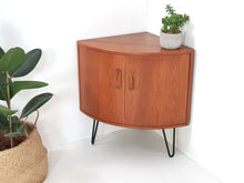 Load image into Gallery viewer, G Plan Corner Cabinet