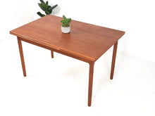 Load image into Gallery viewer, Extending Dining Table