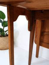 Load image into Gallery viewer, Oak Gateleg Dining Table