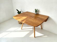 Load image into Gallery viewer, Ercol Dining Table