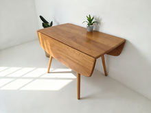 Load image into Gallery viewer, Ercol Dining Table