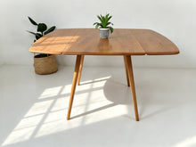 Load image into Gallery viewer, Ercol Dining Table