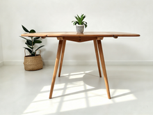 Load image into Gallery viewer, Ercol Dining Table