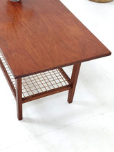 Load image into Gallery viewer, Coffee Table