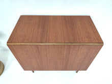 Load image into Gallery viewer, Dining Table / Gateleg Folding Table