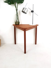 Load image into Gallery viewer, Vintage Side Table / Coffee Table / Plant Stand