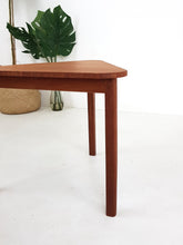 Load image into Gallery viewer, Vintage Side Table / Coffee Table / Plant Stand