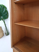 Load image into Gallery viewer, Vintage Display Cabinet / Drinks Cabinet / Book Cabinet