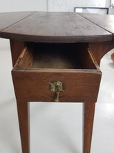 Load image into Gallery viewer, Dining Table