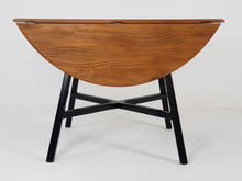 Load image into Gallery viewer, Ercol Dining Table