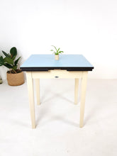 Load image into Gallery viewer, Formica Dining Table