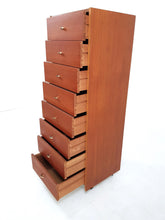 Load image into Gallery viewer, Chest of Drawers
