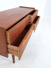 Load image into Gallery viewer, Austin Suite Sideboard / Chest of Drawers