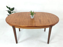 Load image into Gallery viewer, Dining Table - Extending